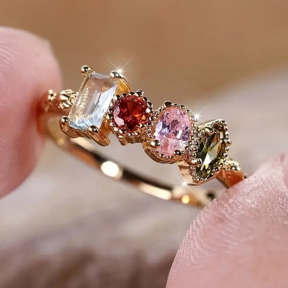 New Modern Trendy Multicolor Gemstone Elegance Ring - Picture 4 of 4